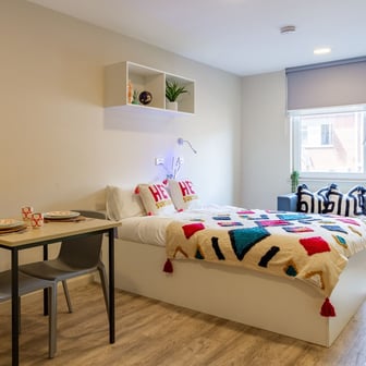 Platinum Studio - Image 1